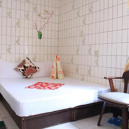 Hsin Hsin Hotel Miaoli Bagian luar foto