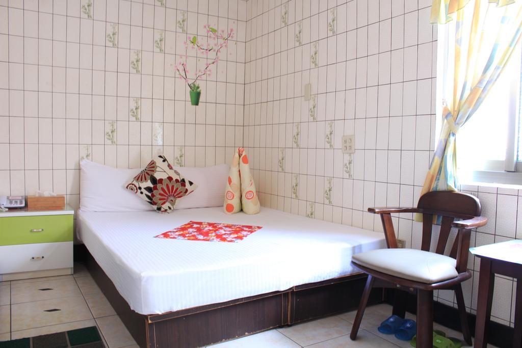 Hsin Hsin Hotel Miaoli Bagian luar foto